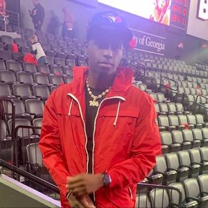 Meet your Posher, Justin